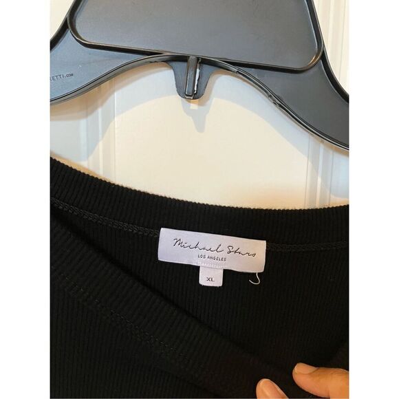 Michael Stars Andrea Pleat Sleeves Black Crop Top, size XL - Picture 10 of 13